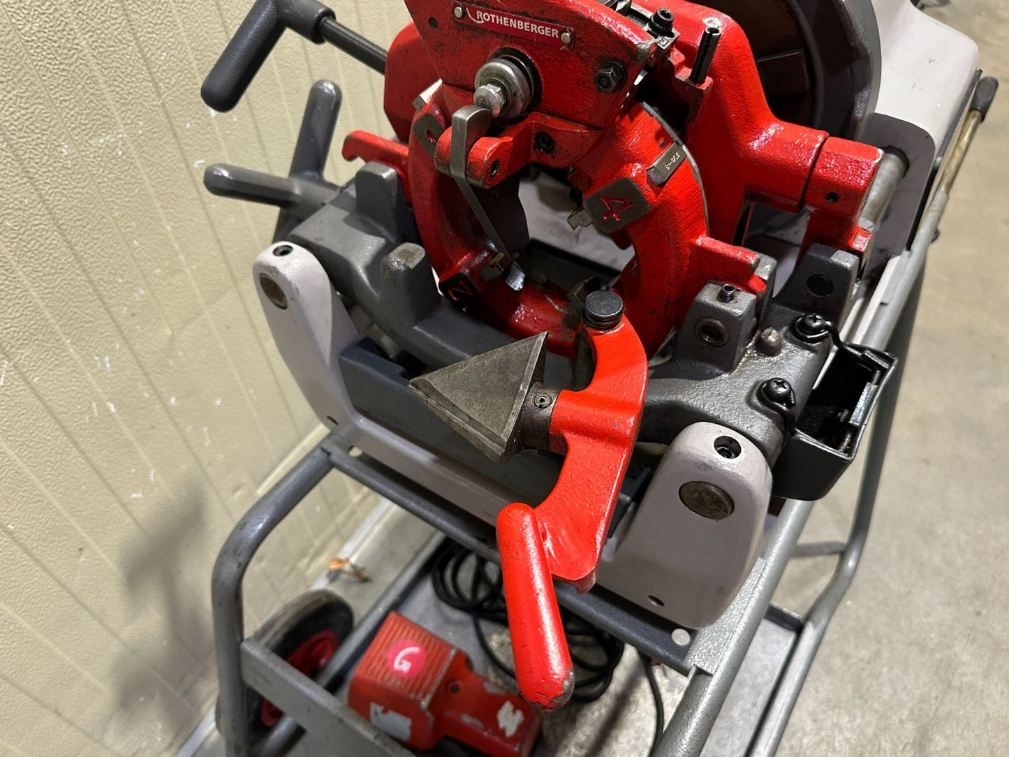Ridgid Supertronic 3SE Gewindeschneidmaschine Rohrgewinde Rohrschneidemaschine