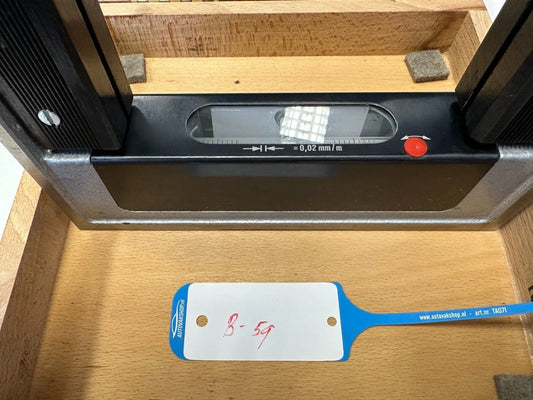 Frame spirit level