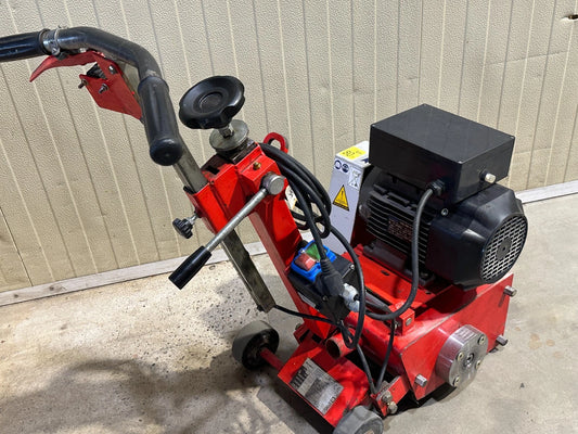 Husqvarna CG 200 230V einphasige Bodenfräse (Beton- und Estrichfräse)