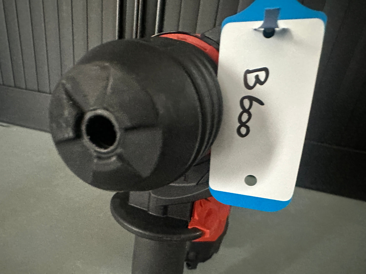 Hilti TE 4-22 Akku-Bohrhammer  + B22-85 Akku NURON