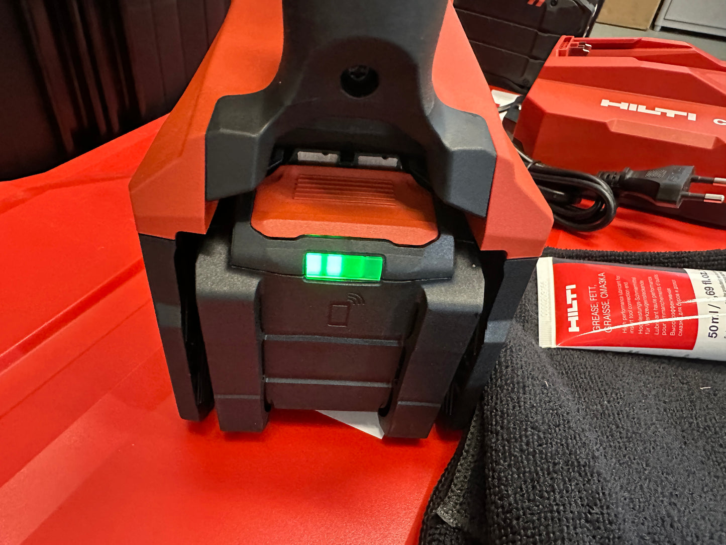 HILTI TE 60-22 Akku-Bohrhammer SDS Max