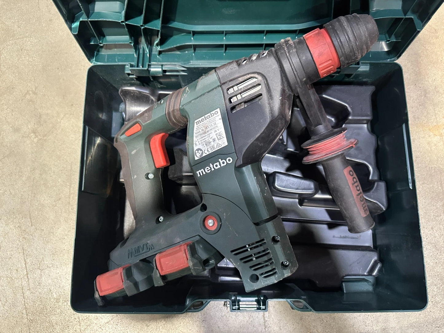 Metabo Akku-Kombihammer KHA 36-18 LTX 32 ohne Akku ohne Lader im MetaLoc