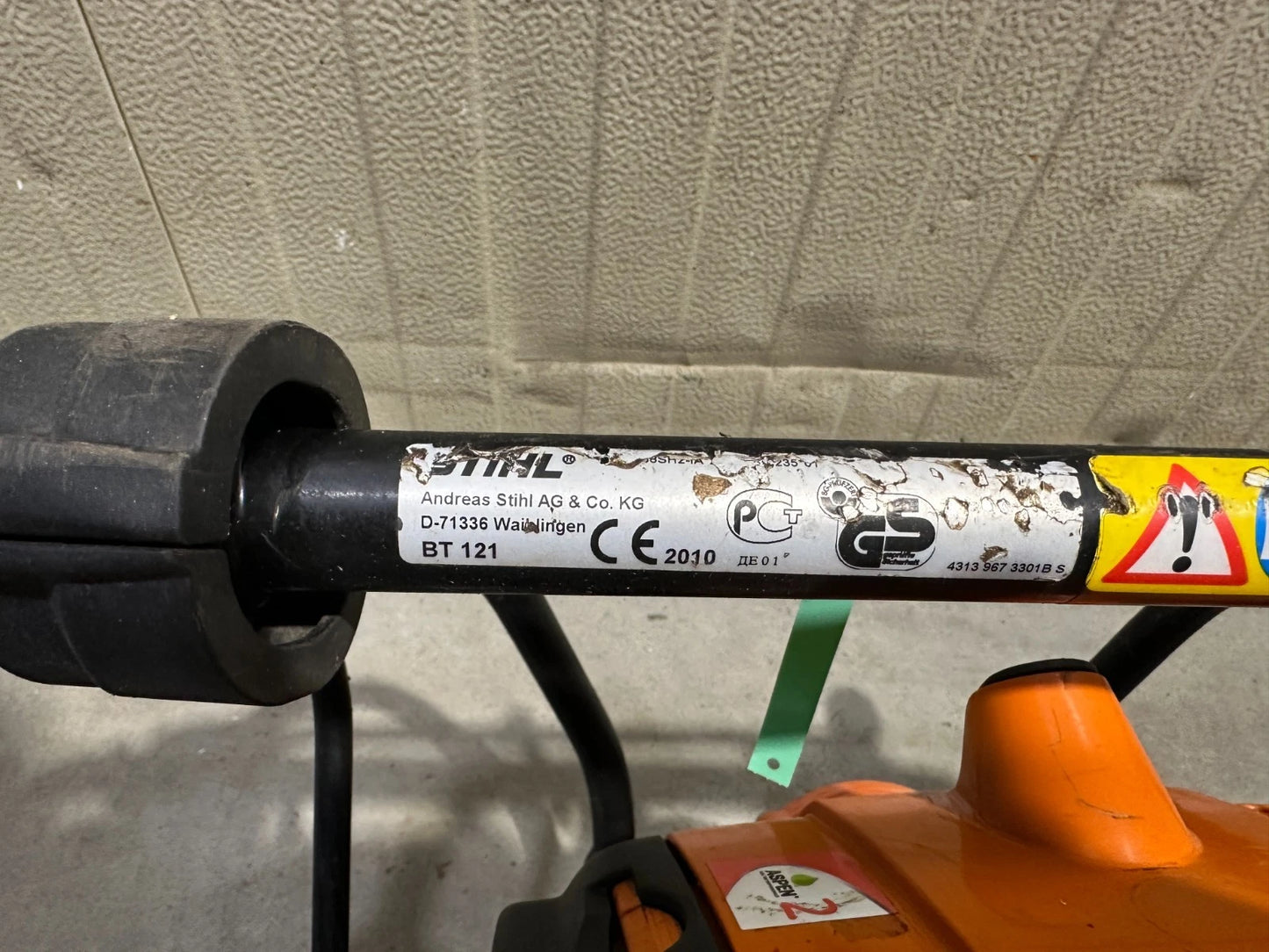 Stihl BT 121 Erdbohrer Pfahlbohrer 8574
