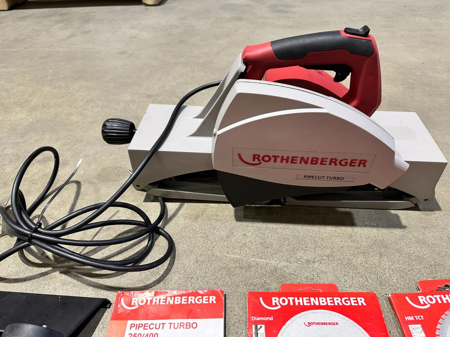Rothenberger Pipecut Turbo 400 Rohrschneider, 3x Sägeblätter, 3 Schienen