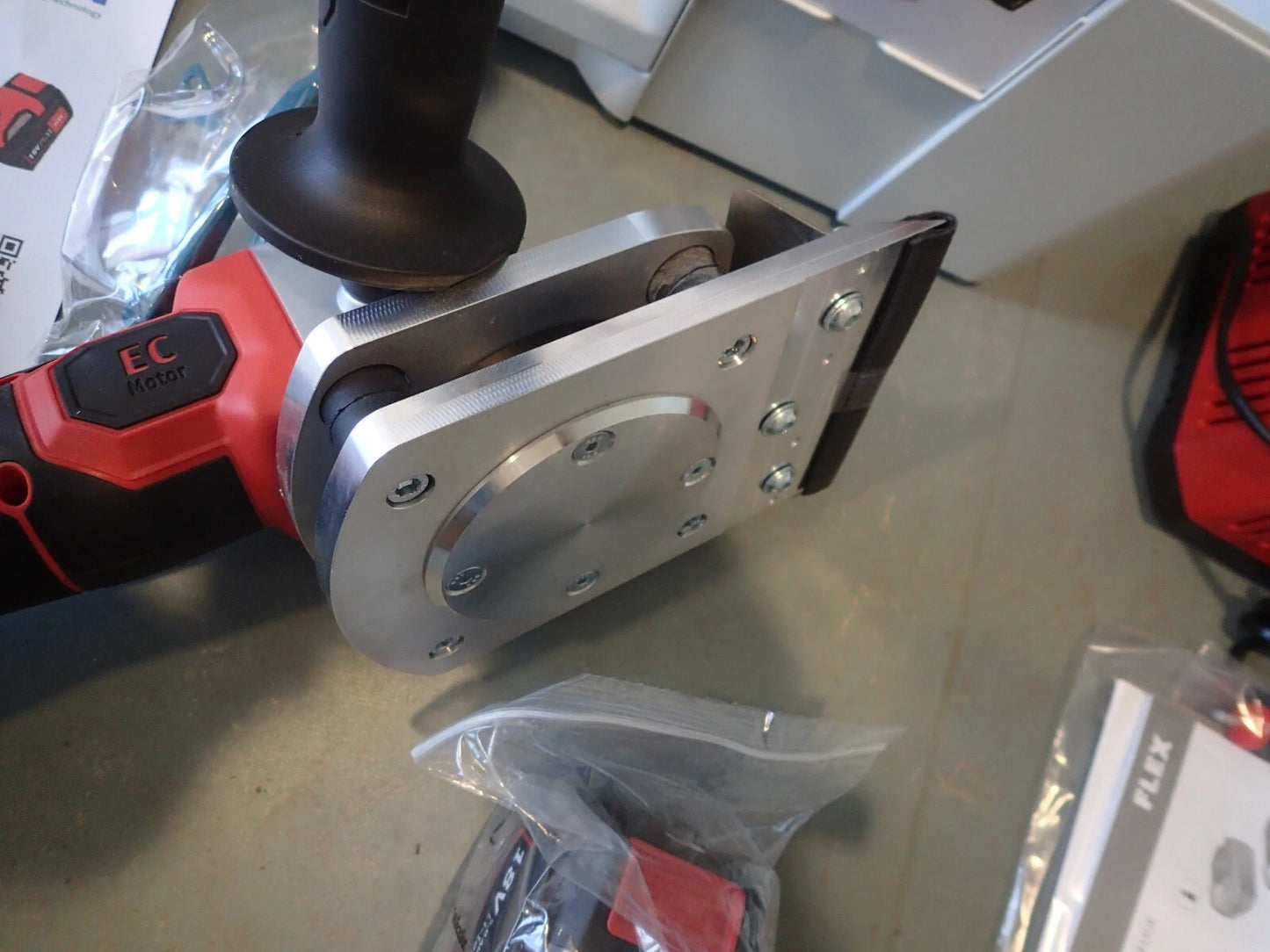 Janser compacte striptang 18V
