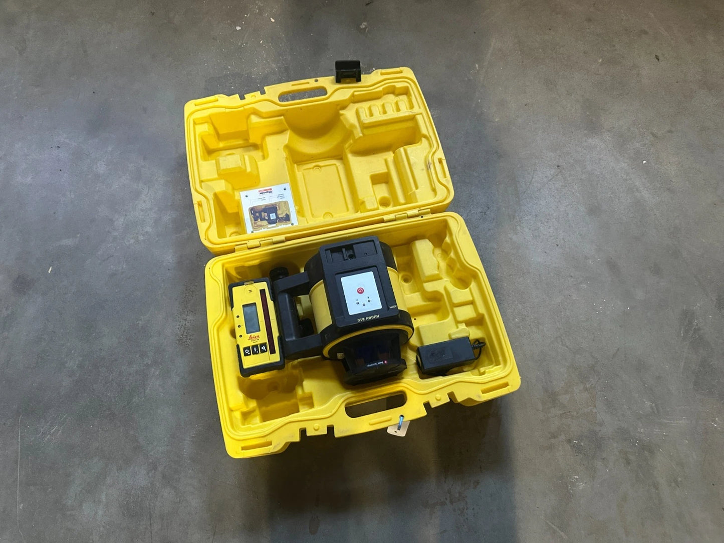 Leica RUBY 810 Rotationslaser Baulaser Laser B-486