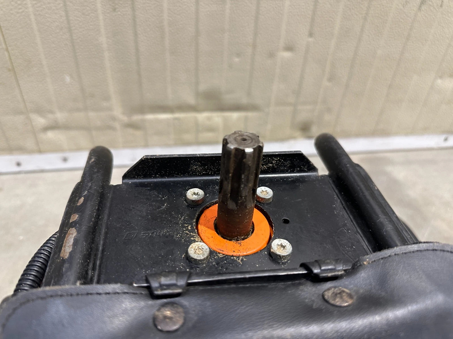 Stihl BT 121 Erdbohrer Pfahlbohrer 8574