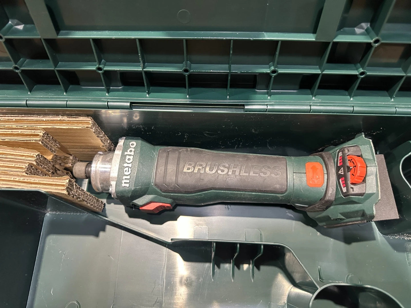 Metabo GVB 18 LTX BL 11-28 Compact  Akku-Geradschleifer Nr.117