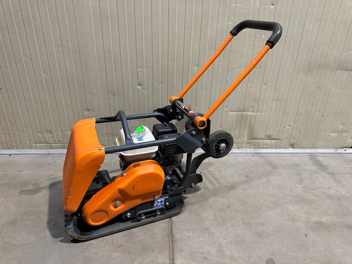 Belle FC 3612 E vibratory plate compactor 81kg year of manufacture 2019 B513