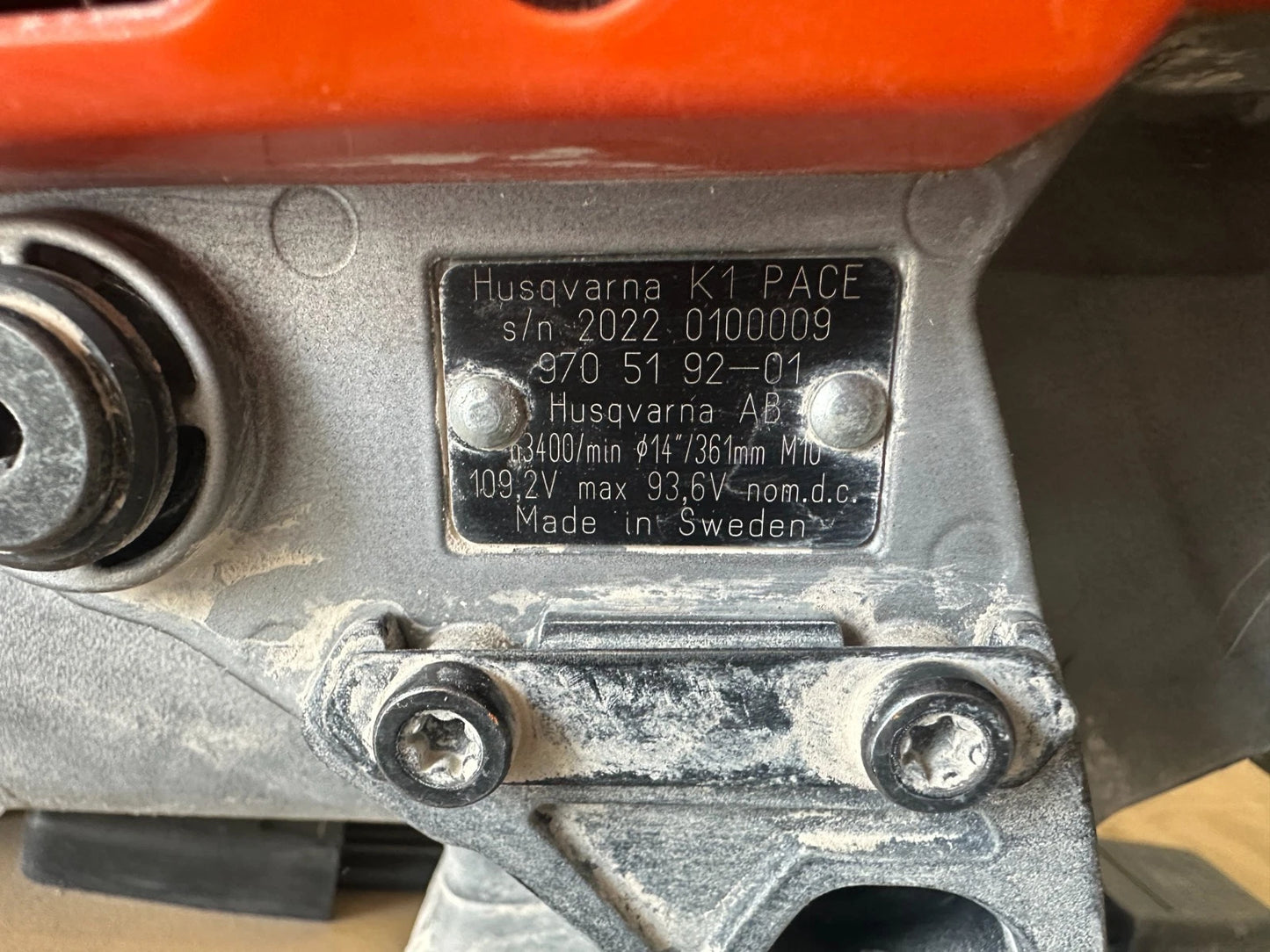 Husqvarna Akku Trennschleifer K1 PACE  inkl.Akku B380X+Ladegerät PACE 2022