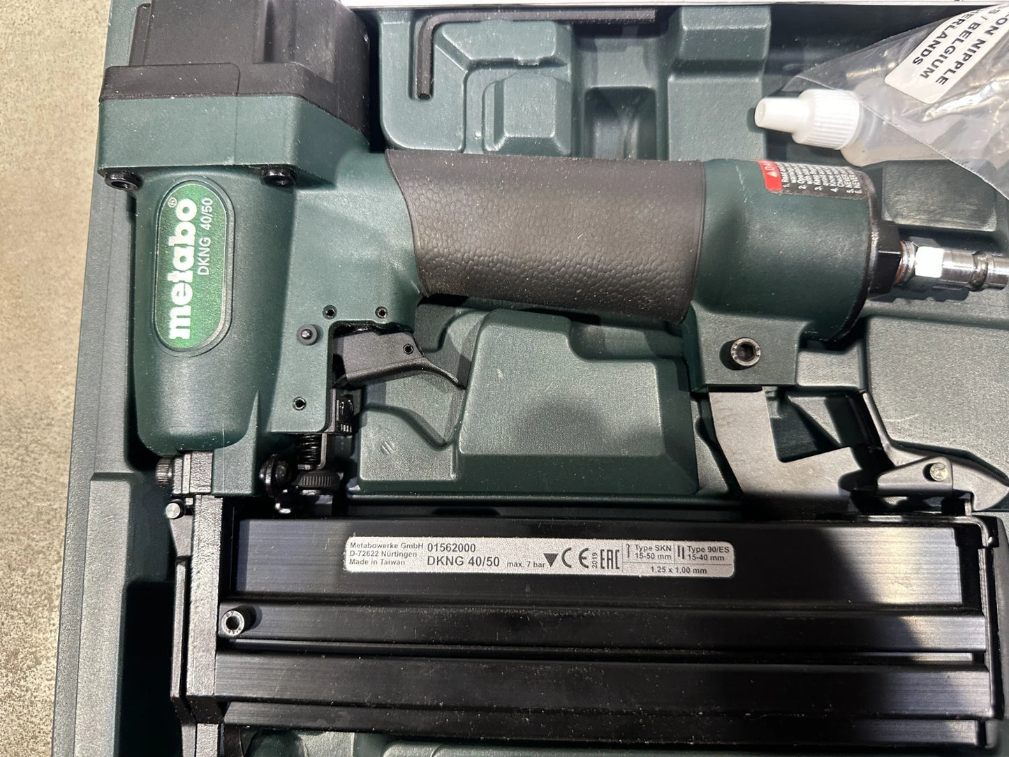 Metabo Druckluft-Klammer-Nagelgerät DKNG 40/50 Nr.29