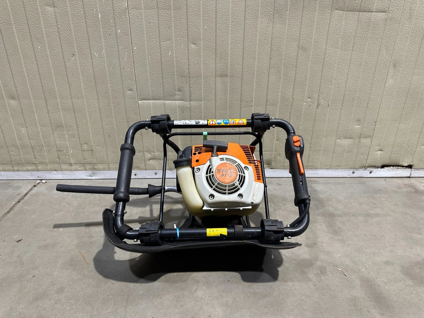 Stihl BT 121 Erdbohrer Pfahlbohrer 8574
