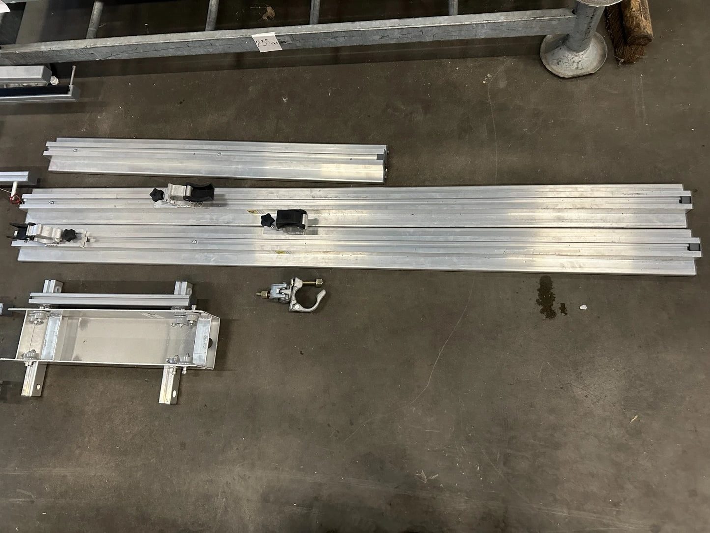 Altrex SHUTTLE ERGO 360 Max 60kg für Solarplatten Bjr 2022