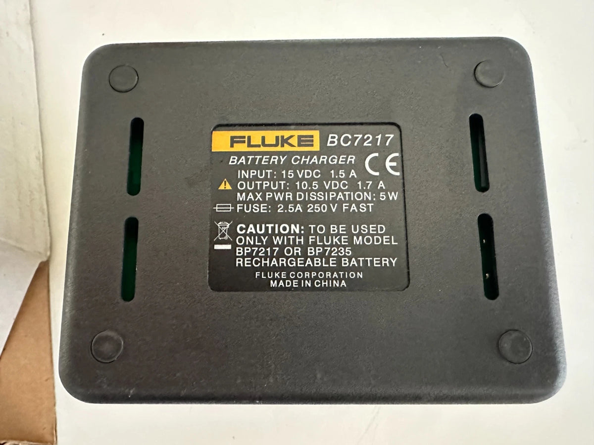 Fluke Ladegerät BC 7217  Original für Fluke 741, 743, 744