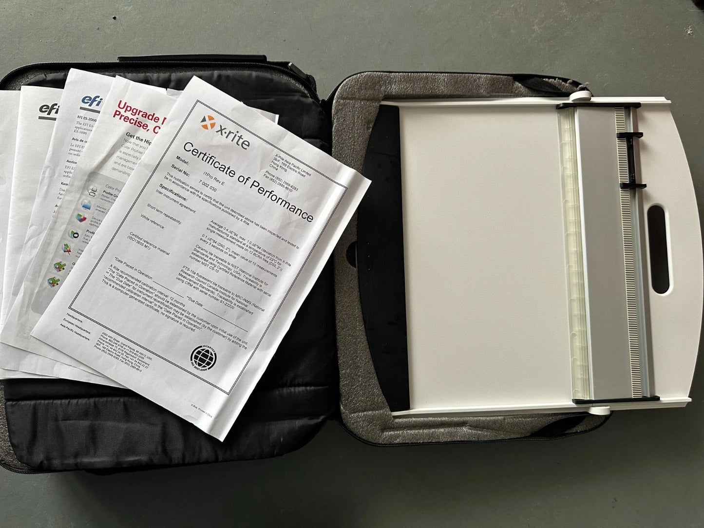 EFI ES-2000 Spektralphotometer / X-Rite i1 Pro 2