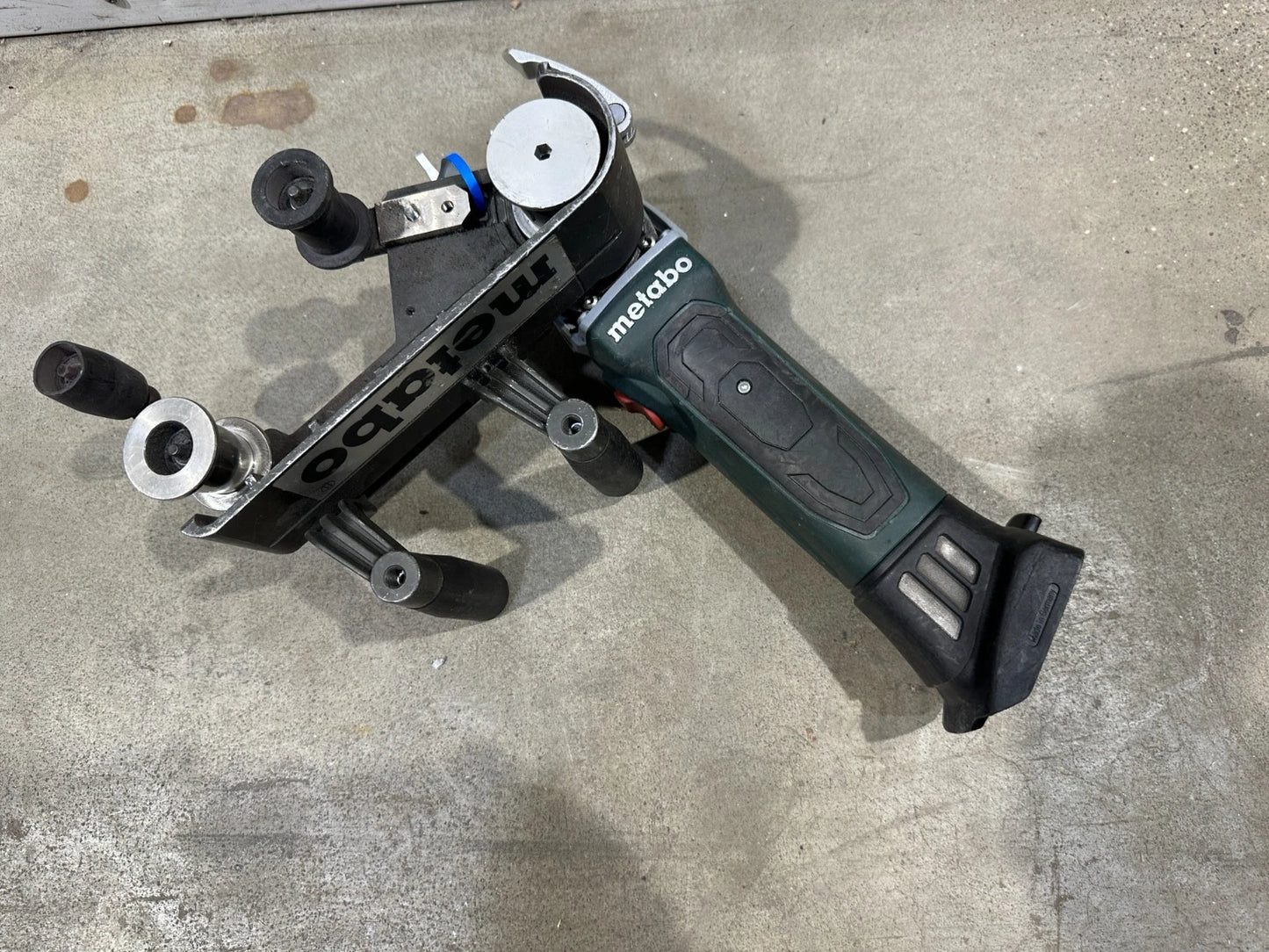 Metabo Akku Rohrbandschleifer RB 18 LTX 60 18V, ohne Akku/Ladegerät Nr.94 4007430214171