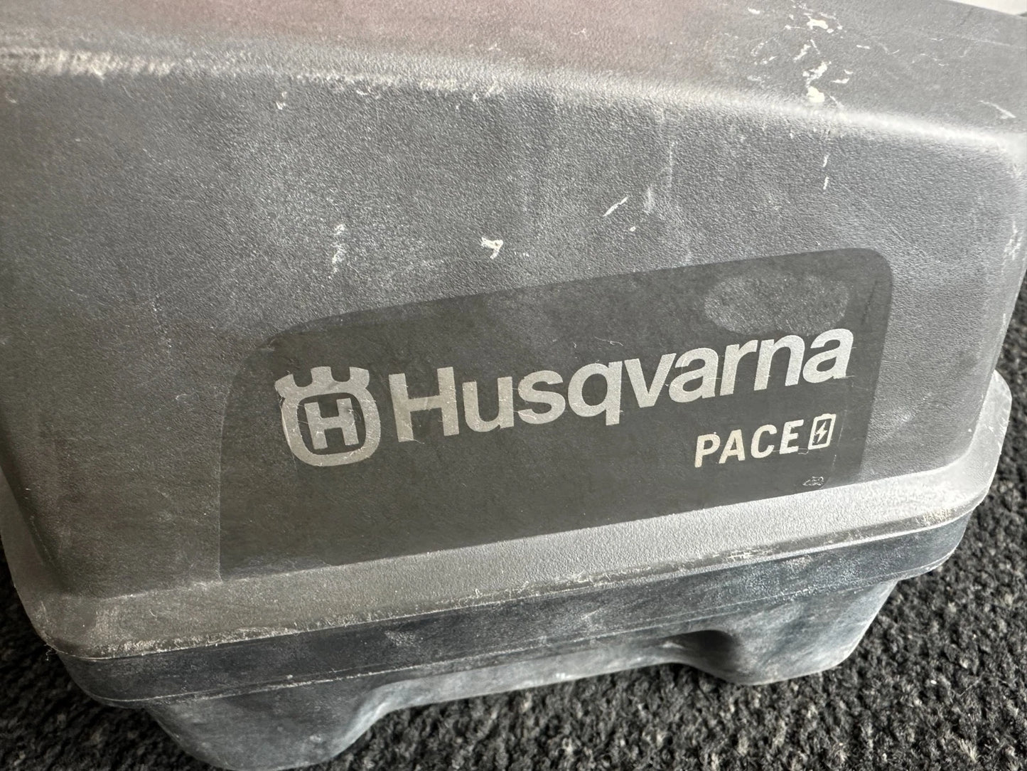 Husqvarna Akku Trennschleifer K1 PACE  inkl.Akku B750X+B380X+Ladegerät PACE 2024
