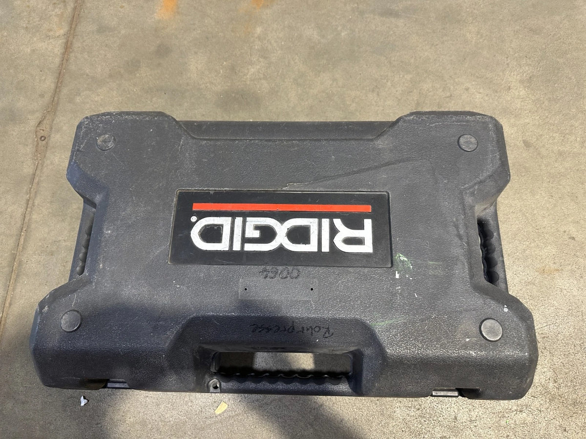 Ridgid Pressmaschine RP 330-C mit Viega Profipress Pressbacken V18 V28