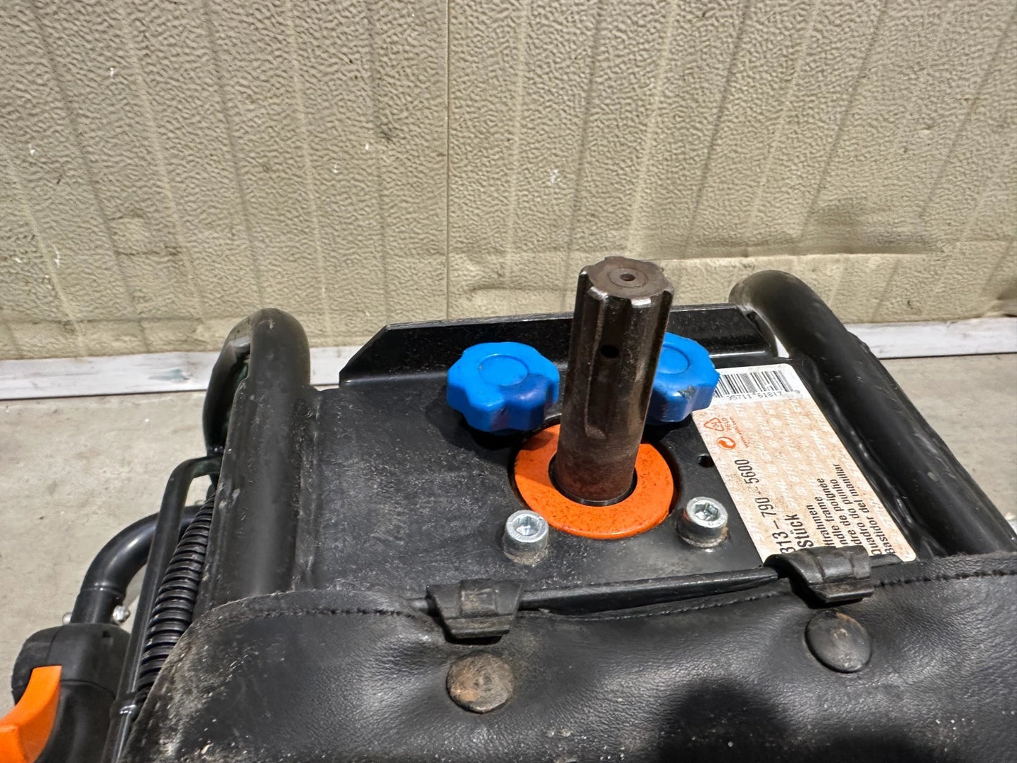 Stihl BT 121 Erdbohrer Pfahlbohrer 8569