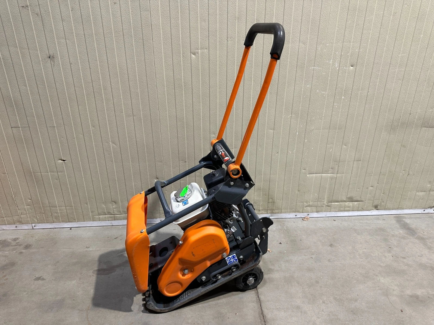 Belle FC 3612 E vibratory plate compactor 81kg year of manufacture 2019 B513