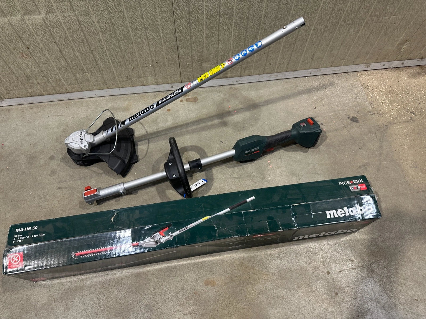 Metabo RTD 18 TLX  BL 30 Akku-Rasentrimmer+MA-HS 50 Heckenscheren-Aufsatz Nr.125 4061792204119