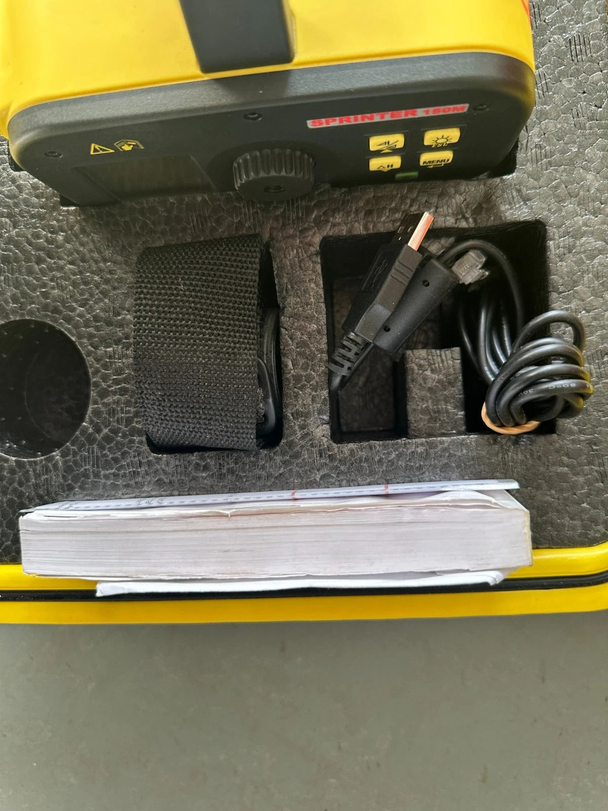 LEICA Sprinter 150M Digitalnivellier