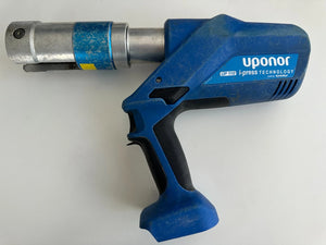 Uponor UP110 Pressmaschine Presse Presszange SOLO ohne  Akku/Ladegerät