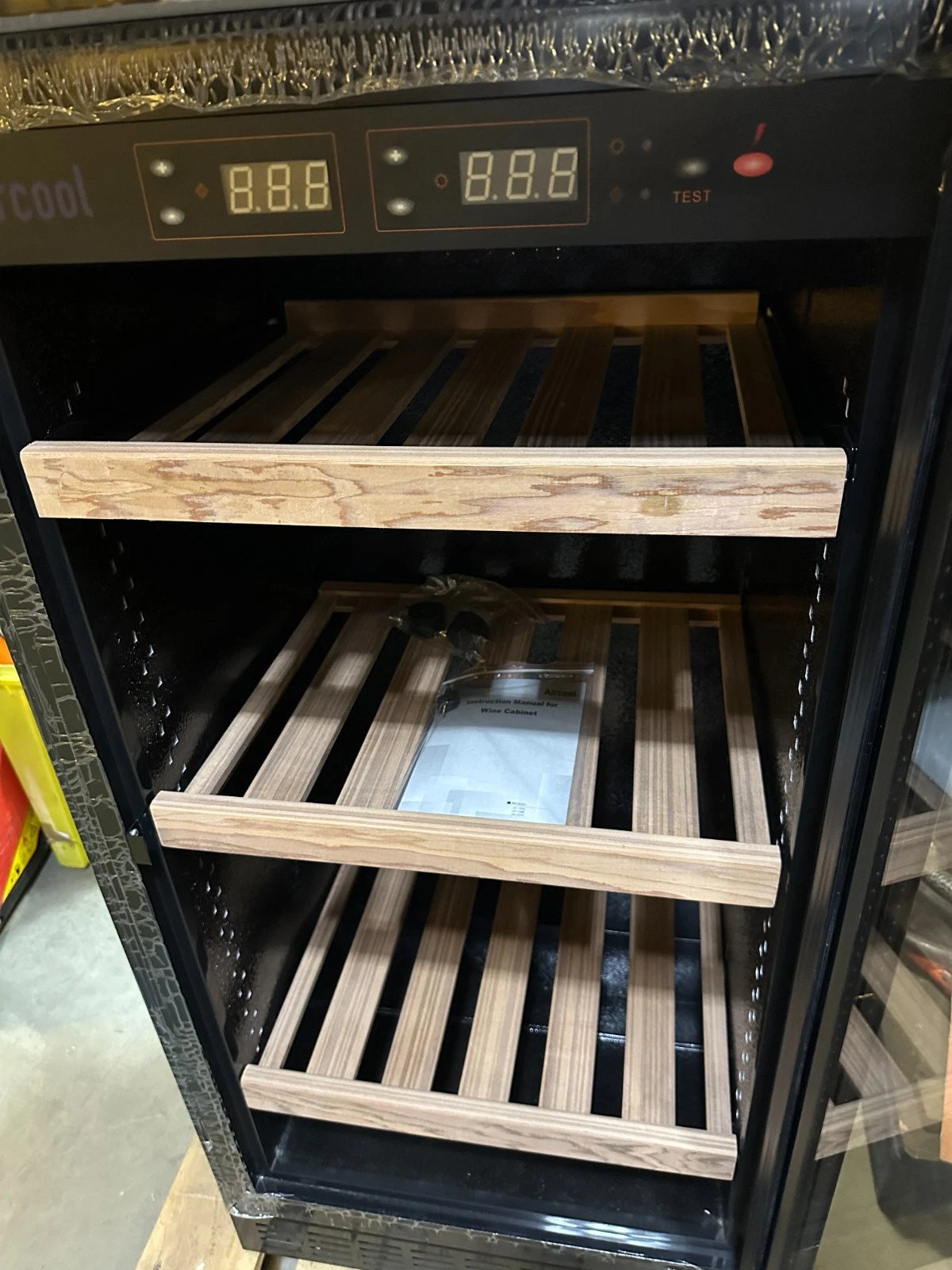 AIRCOOL JC 188-A23 Weinkühler Weinschrank Wein Kühlschrank mit Glastür 103L