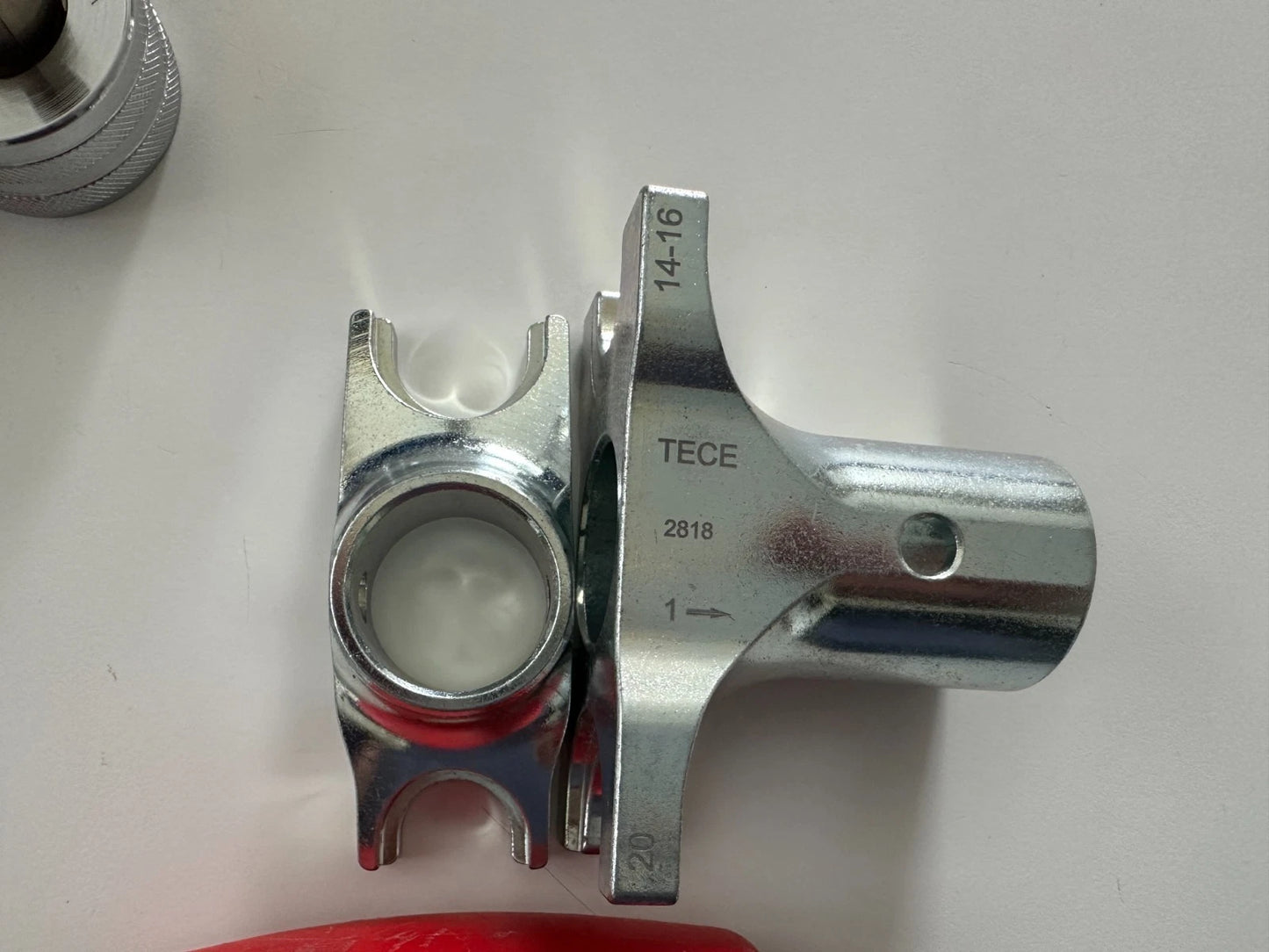 TECE  Pressbacken 16-32mm mit RO / Aufweitzange Schiebehülsengerät